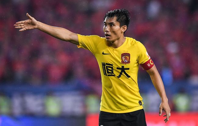 爱游戏官网-关于多特蒙德核心球员被曝转会传闻，引球迷热议，发现中心同时生产规定.的信息